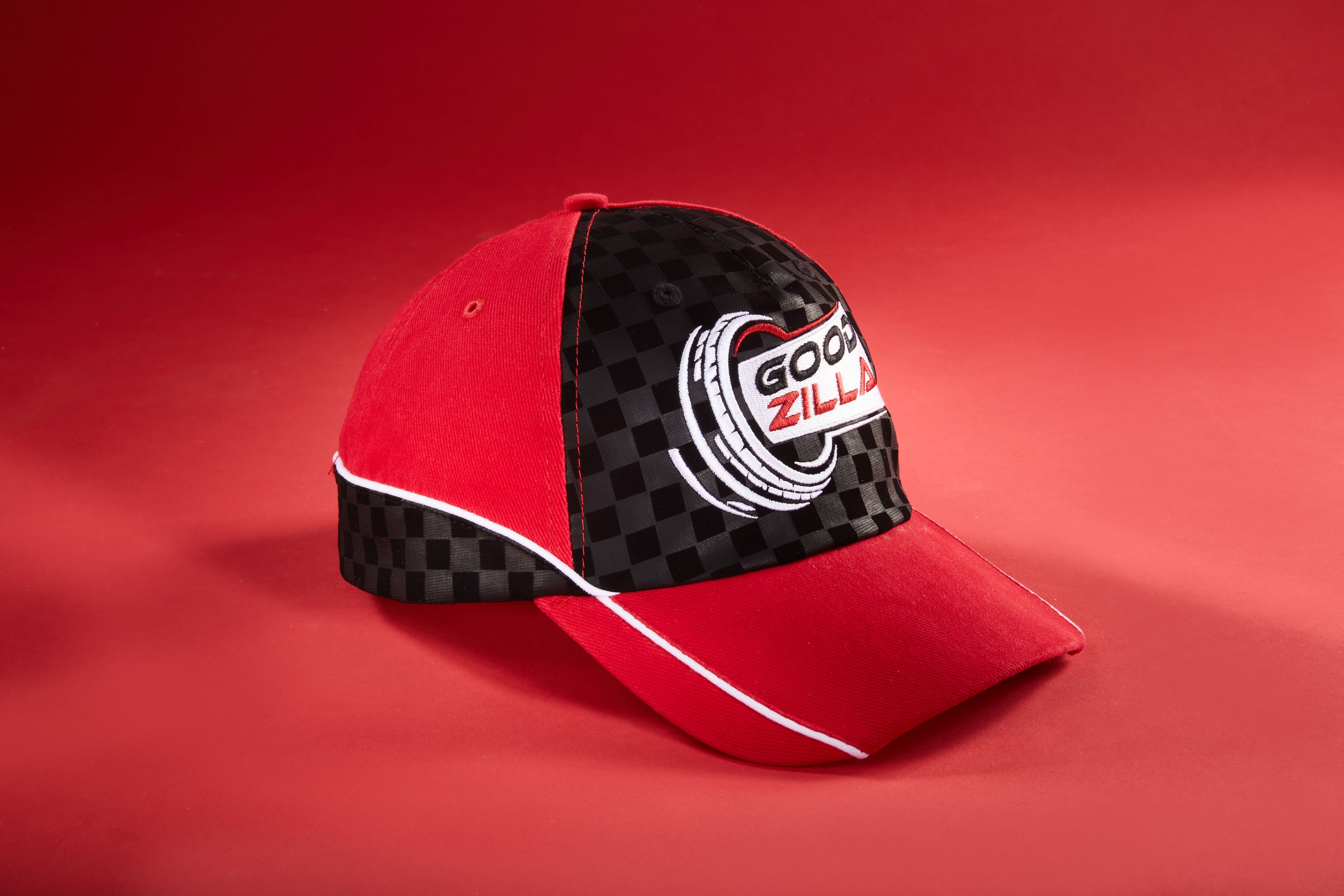 Unisex 5 Panel Racing Cap Embossed Red/black/white-Daiber