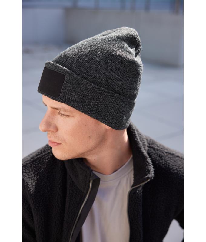 Unisex Beanie with Patch (10cm x 5cm)- Thinsulate Rood 11500