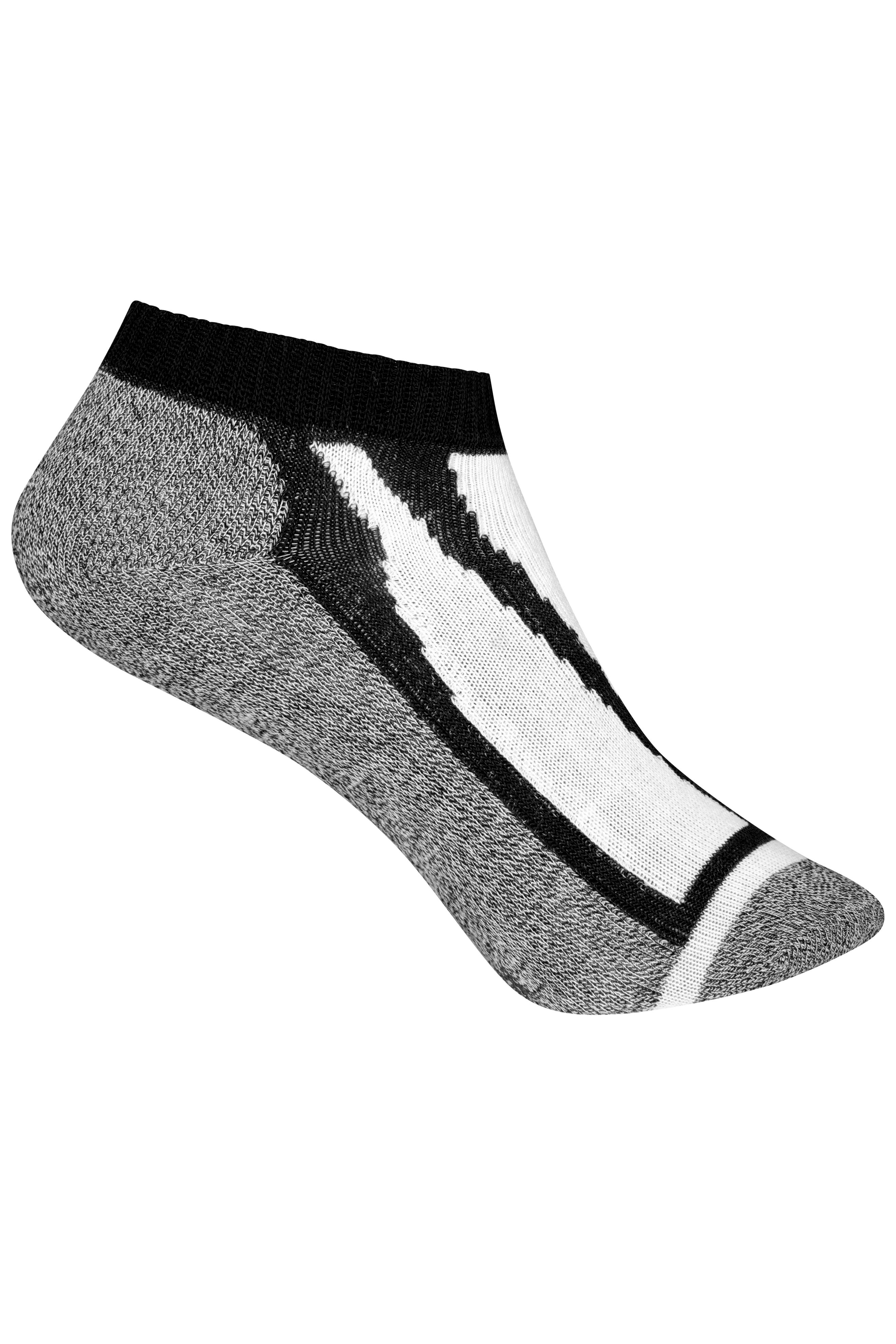 Unisex Sneaker Socks Black-Daiber